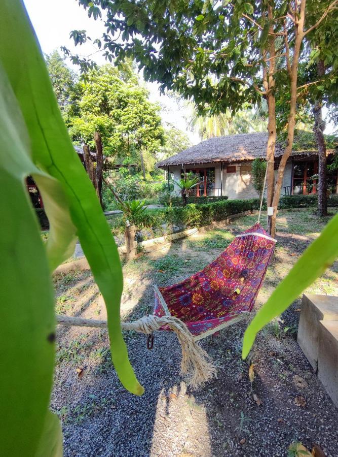 Blanco Hostel Lanta 18 To 35 Koh Lanta Ngoại thất bức ảnh